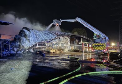 Überörtliche Hilfe bei Großbrand in Hünxe-Drevenack!